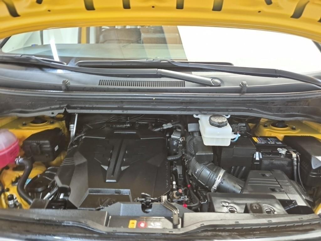 HYUNDAI Staria - Vista 5