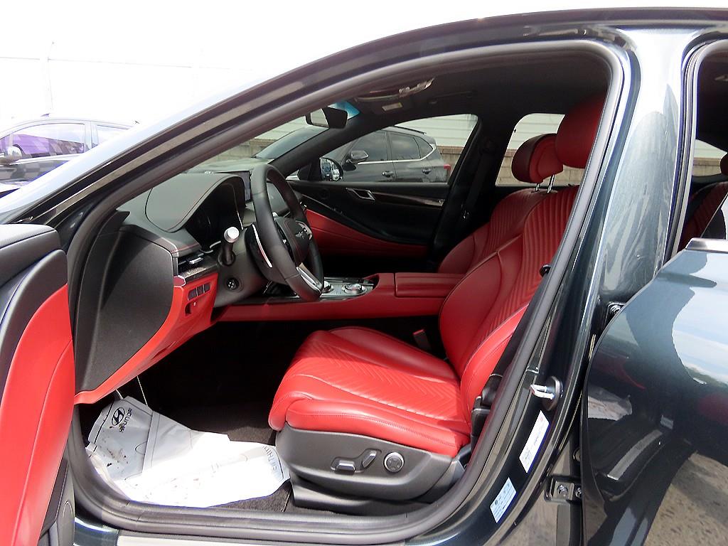 Genesis G80 - Vista 5