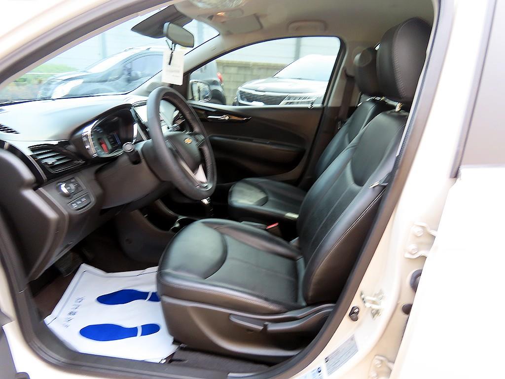 Chevrolet Spark - Vista 5
