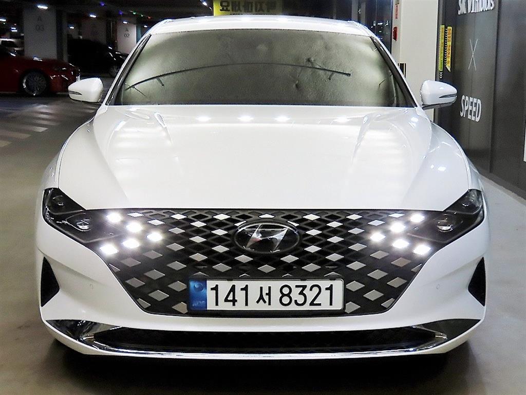 HYUNDAI Grandeur - Vista 2