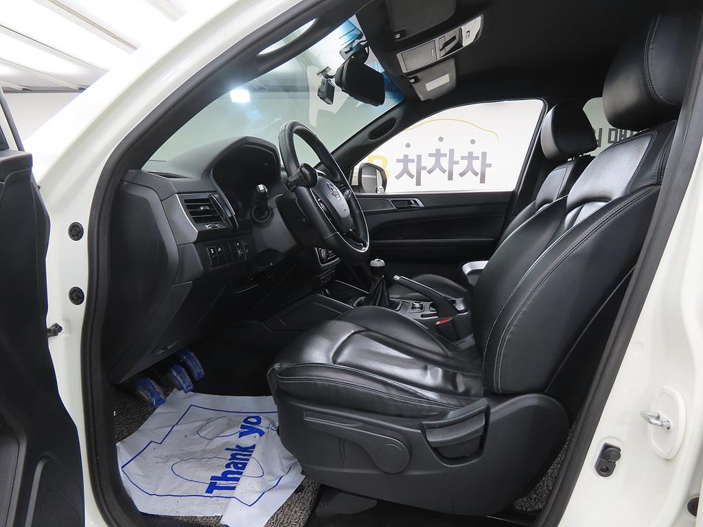 Ssangyong Rexton - Vista 5