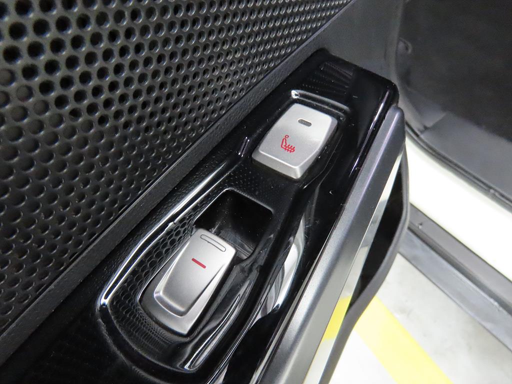 Ssangyong Tivoli 2019 Blanco - Importación desde Corea - HF Imports Iquique - Foto 15