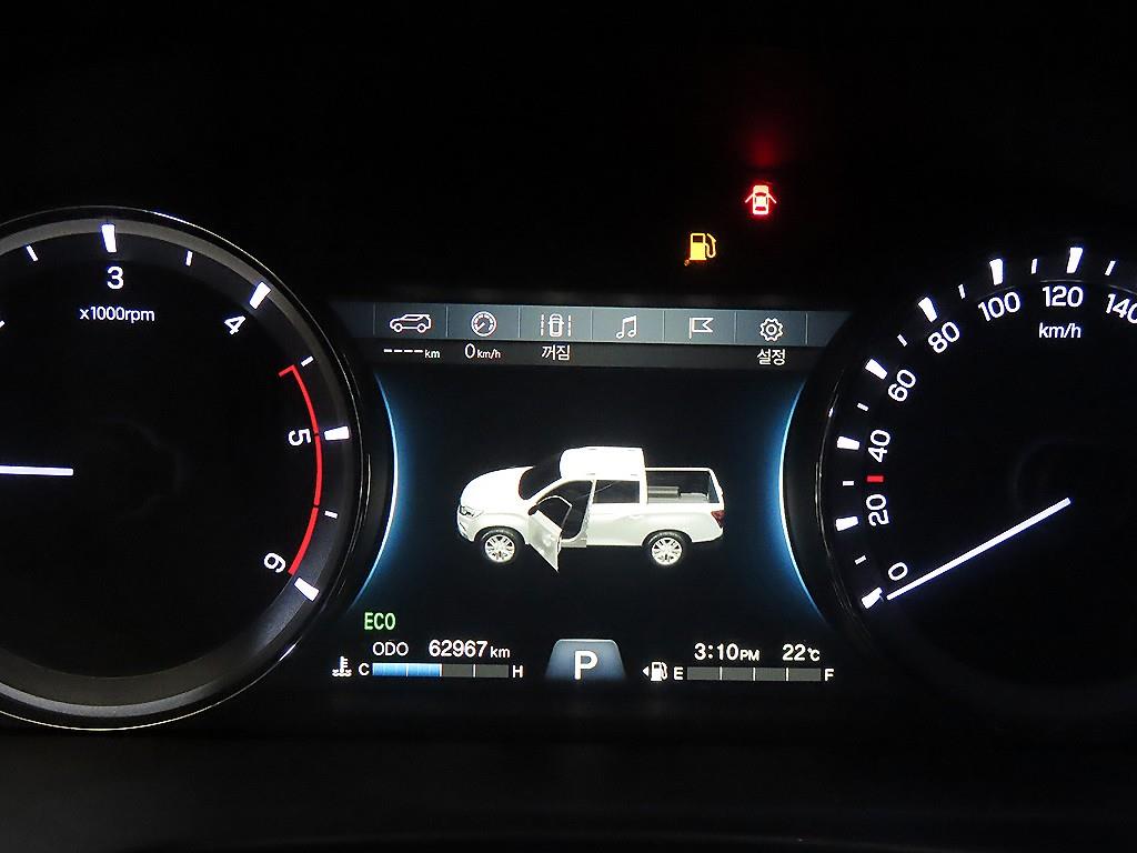 Ssangyong Rexton - Vista 9