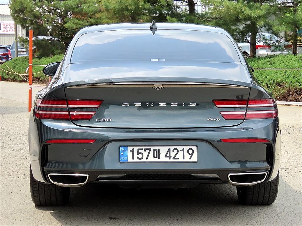 Genesis G80 - Vista 4
