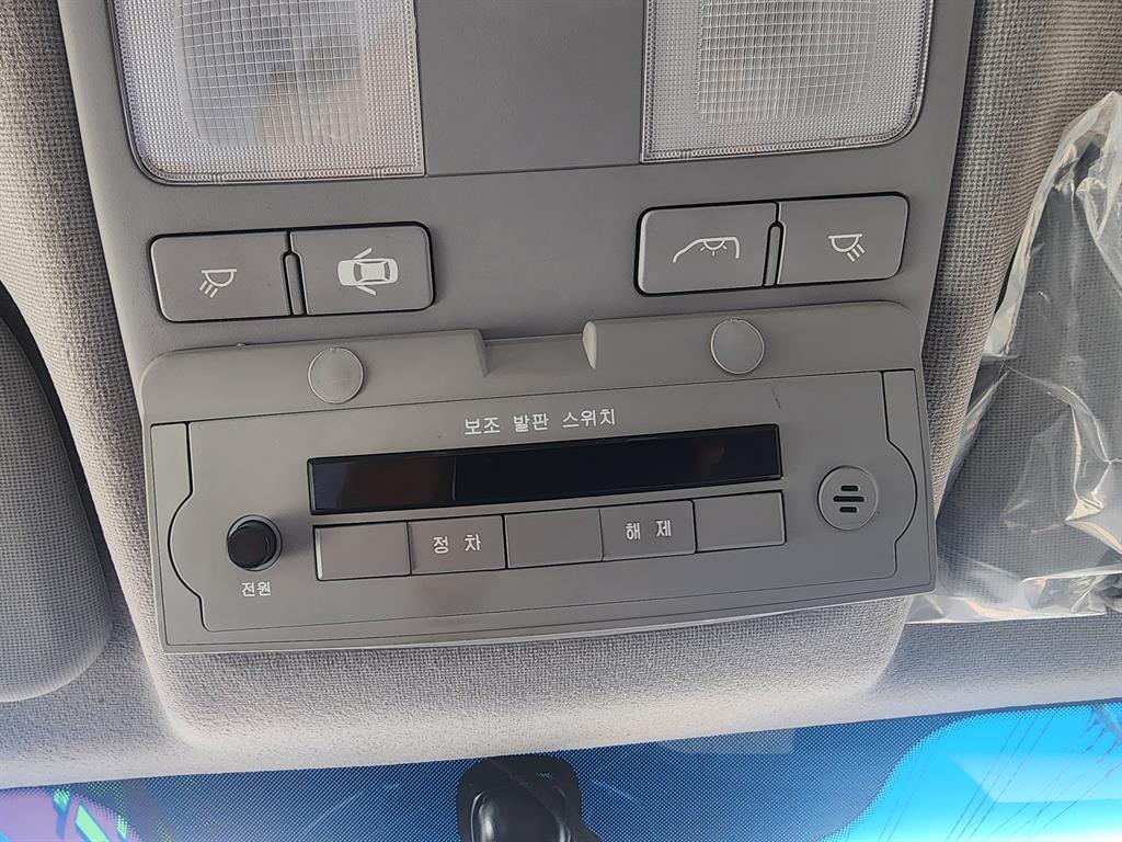 HYUNDAI Starex 2019 Amarillo - Importación desde Corea - HF Imports Iquique - Foto 17