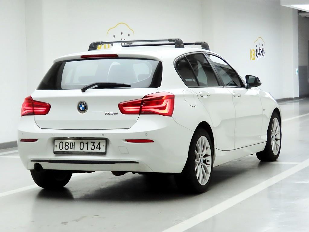 BMW 1 series - Vista 4
