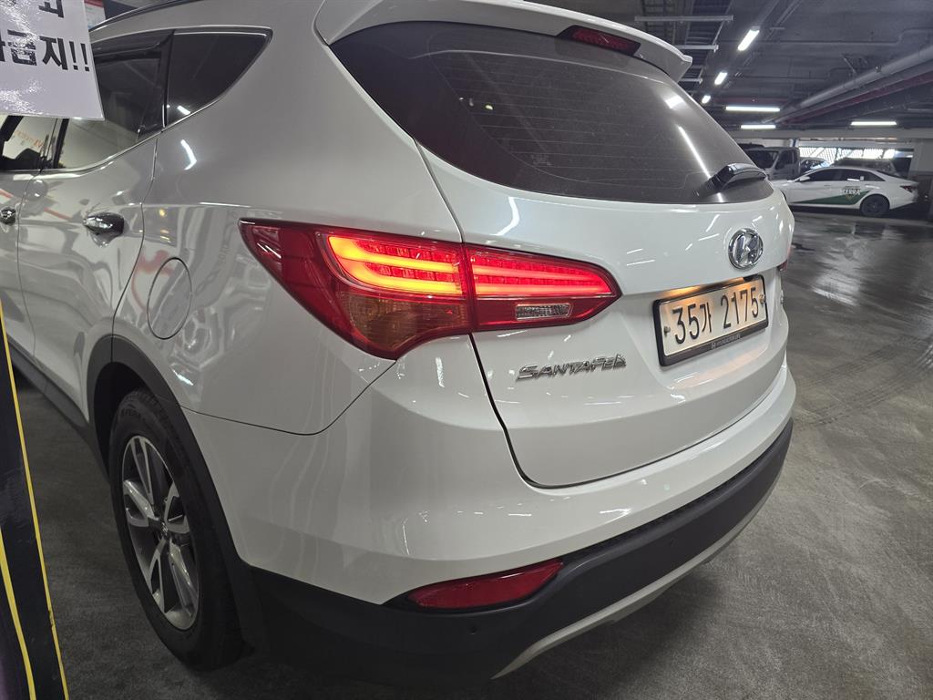 HYUNDAI Santa Fe - Vista 2