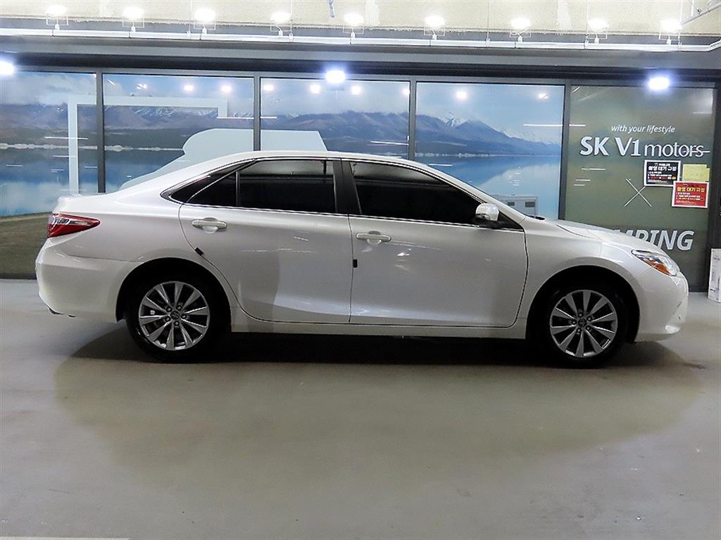 Toyota Camry - Vista 3