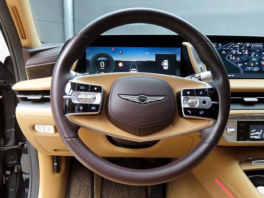 Genesis G90 - Vista 9