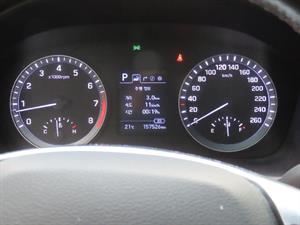 HYUNDAI Sonata - Vista 10