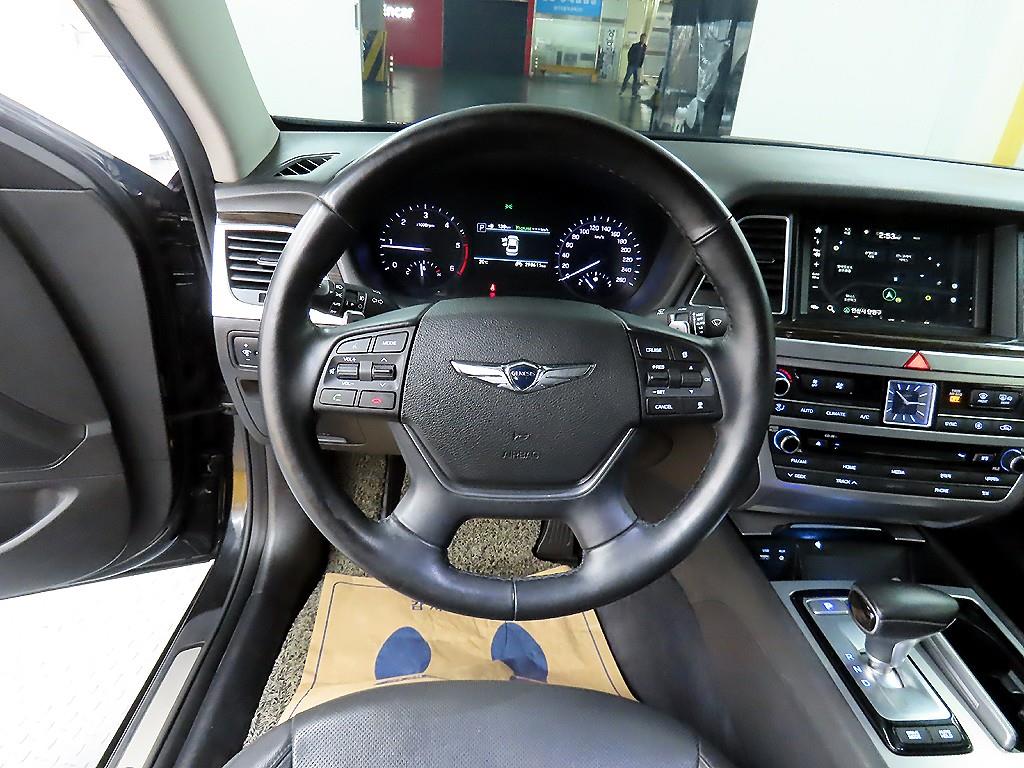 Genesis G80 - Vista 9