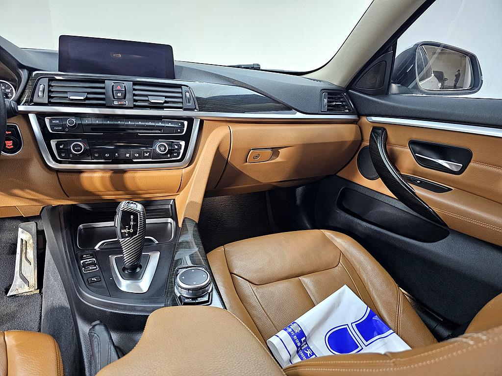BMW 4 Series - Vista 10