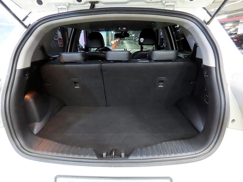 Ssangyong Tivoli 2016 Blanco - Importación desde Corea - HF Imports Iquique - Foto 18