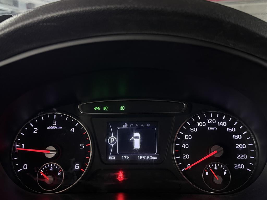KIA Sorento - Vista 10