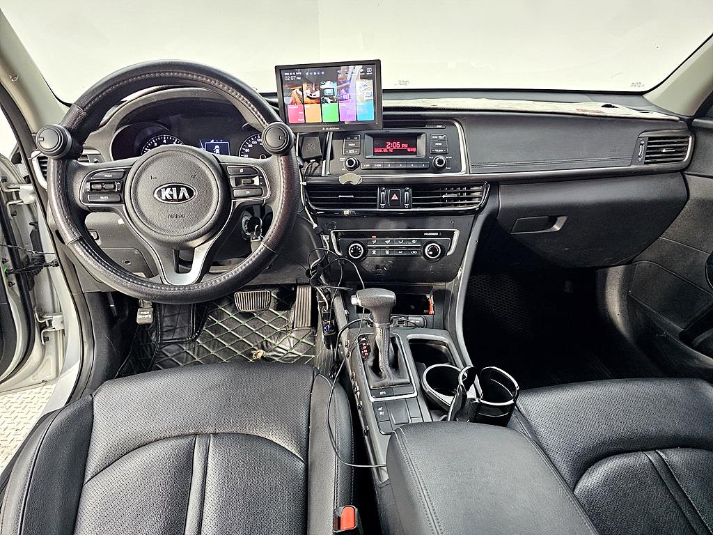 KIA K5 - Vista 5