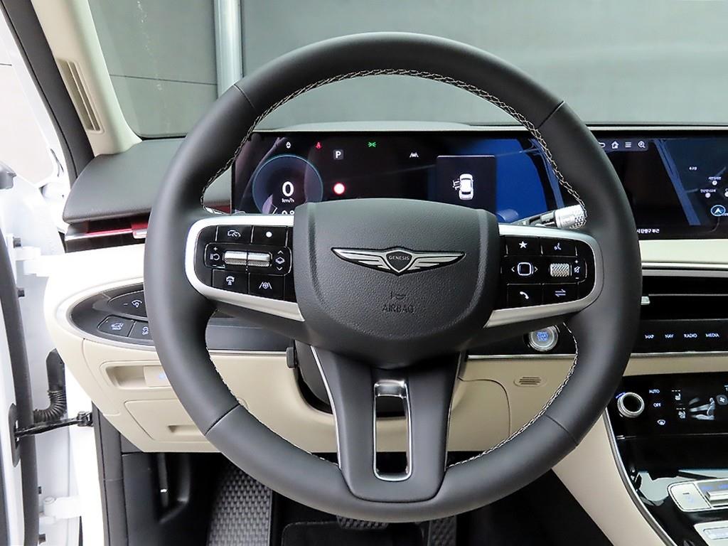 Genesis GV70 - Vista 9
