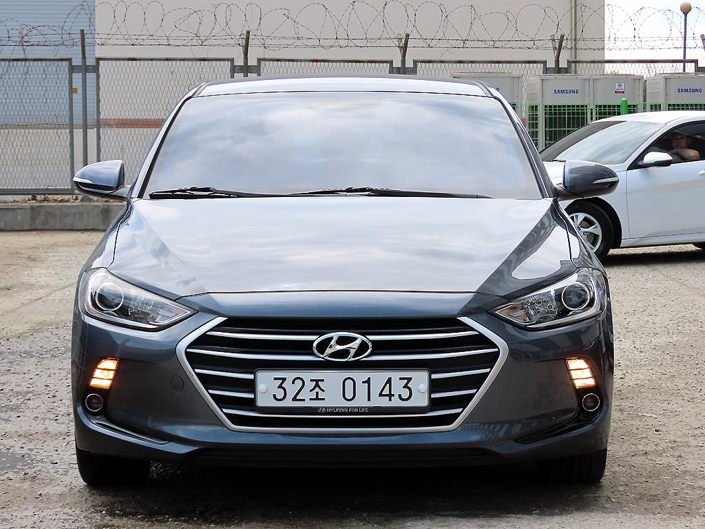 HYUNDAI Avante 2017 Gris - Importación desde Corea - HF Imports Iquique - Foto 1