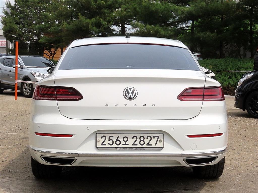 Volkswagen Arteon - Vista 4