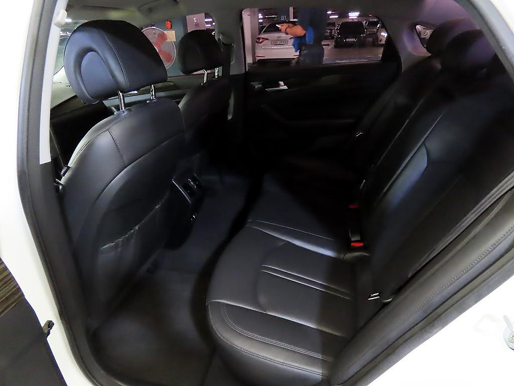 HYUNDAI Sonata - Vista 7