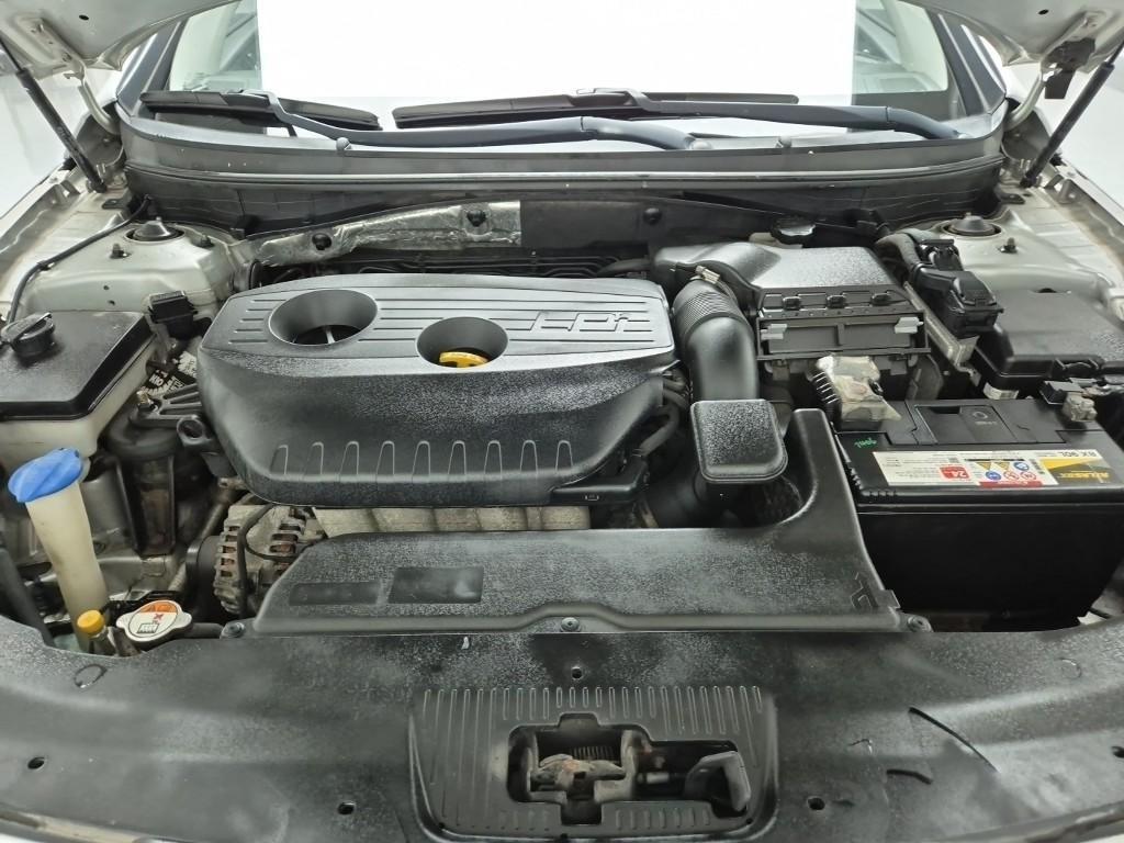 HYUNDAI Sonata 2015 Plateado - Importación desde Corea - HF Imports Iquique - Foto 16