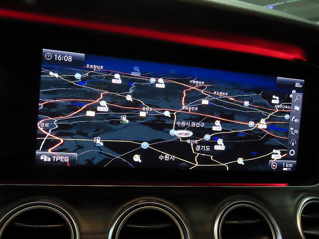 Mercedes Benz E class 2019 Blanco - Importación desde Corea - HF Imports Iquique - Foto 13