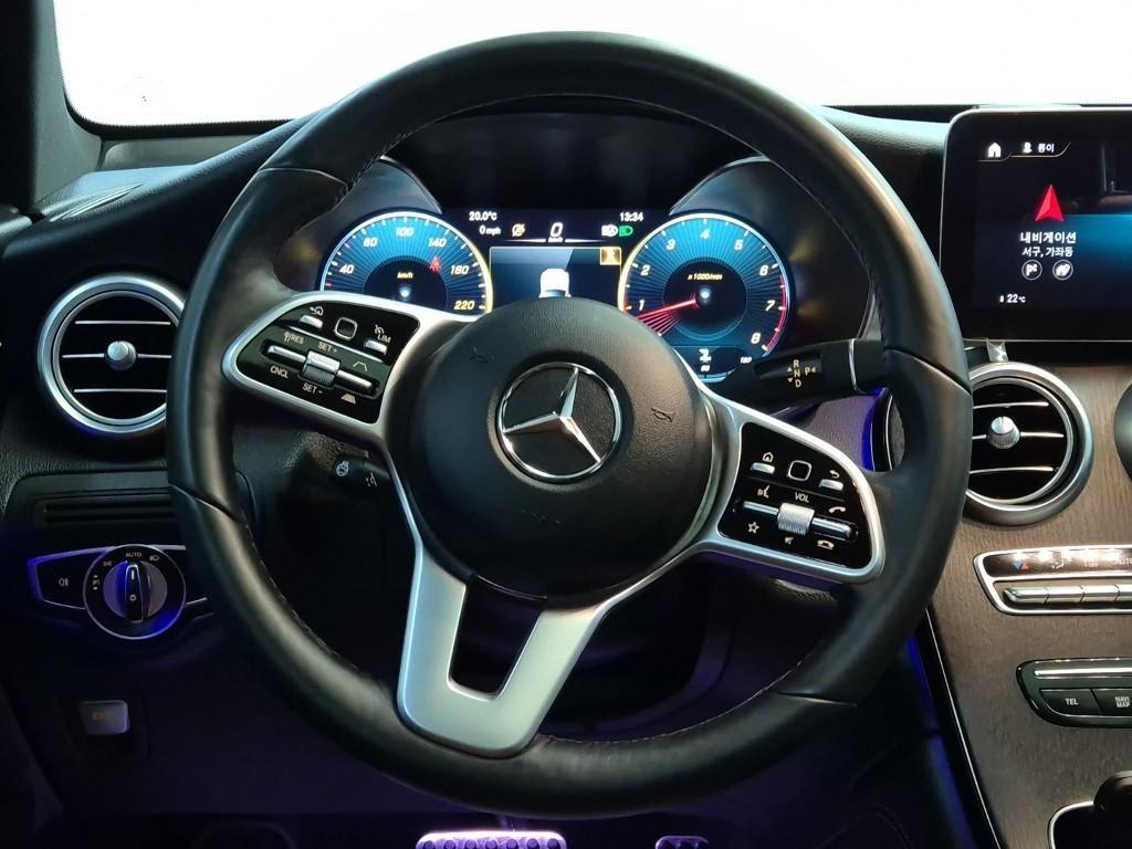 Mercedes Benz GLC Class - Vista 9