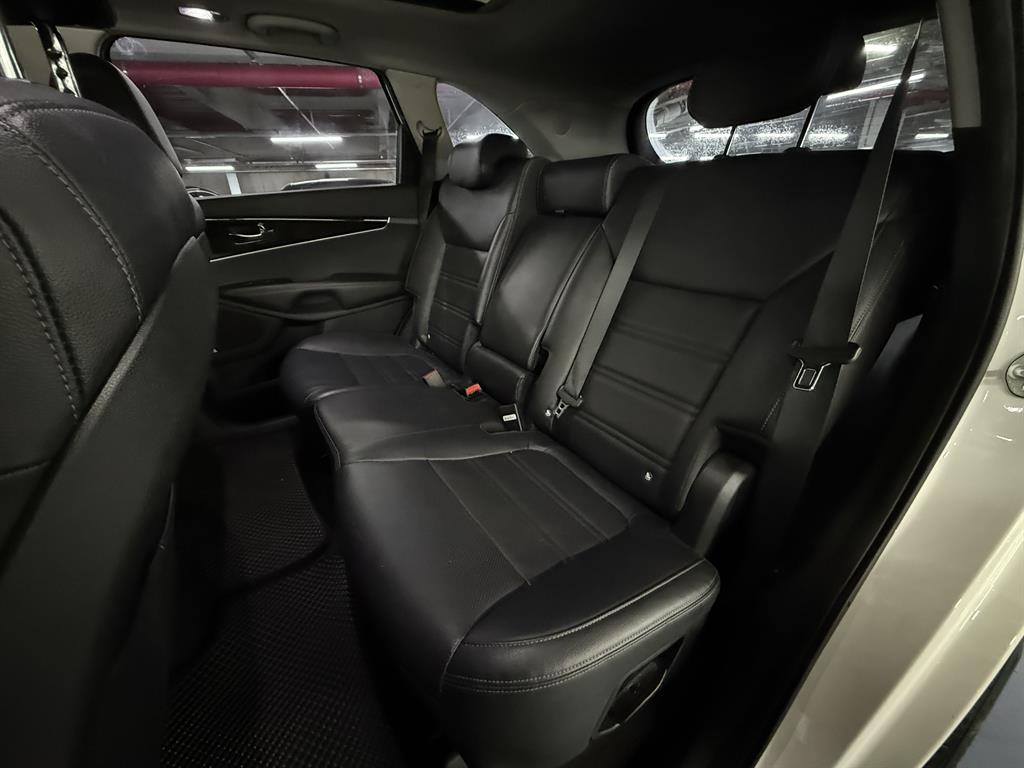 KIA Sorento - Vista 7