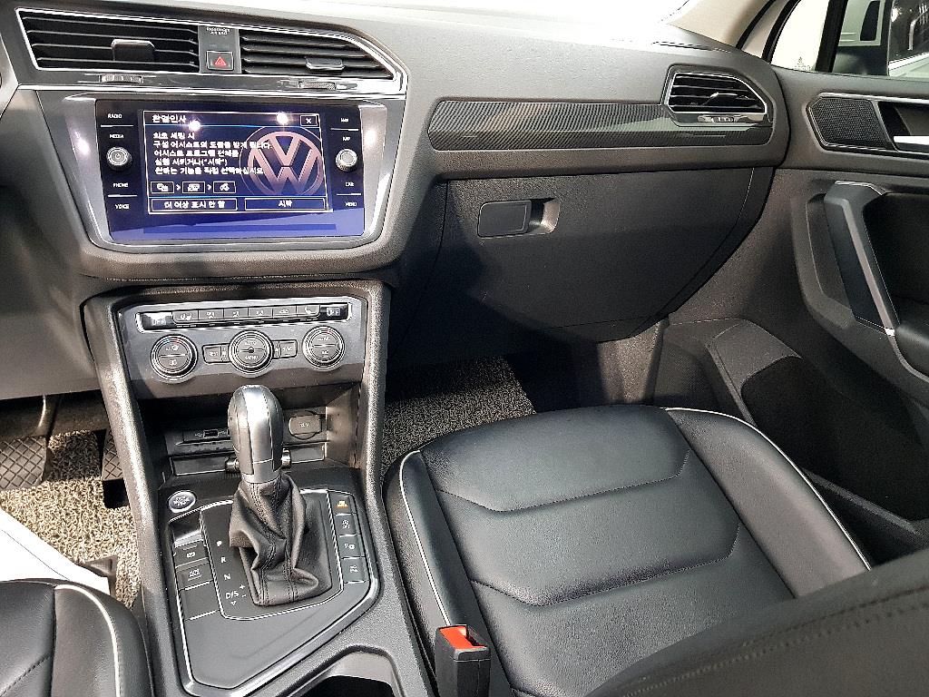 Volkswagen Tiguan - Vista 10