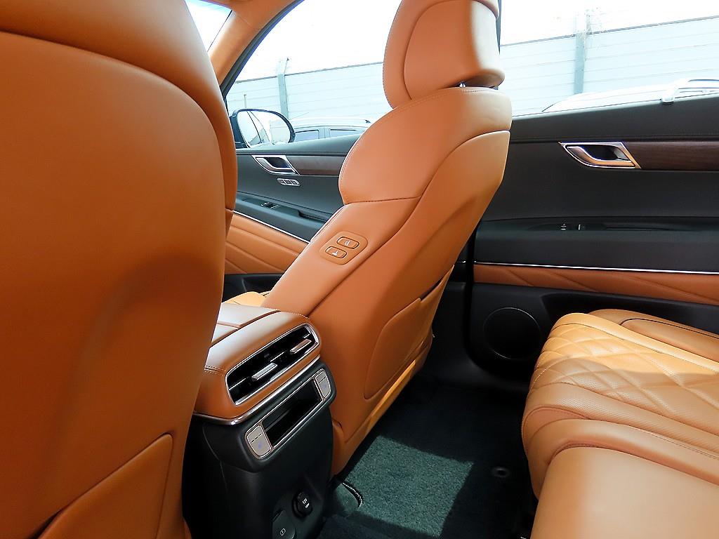 Genesis GV80 2025 Negro - Importación desde Corea - HF Imports Iquique - Foto 17