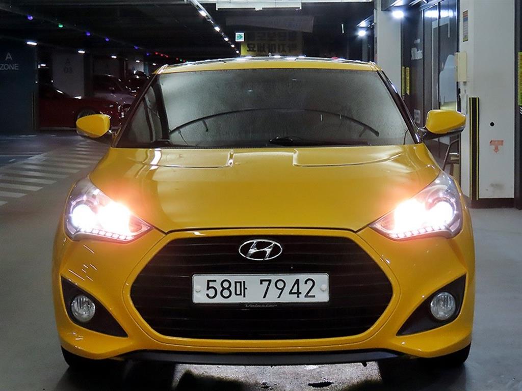 HYUNDAI Veloster - Vista 2