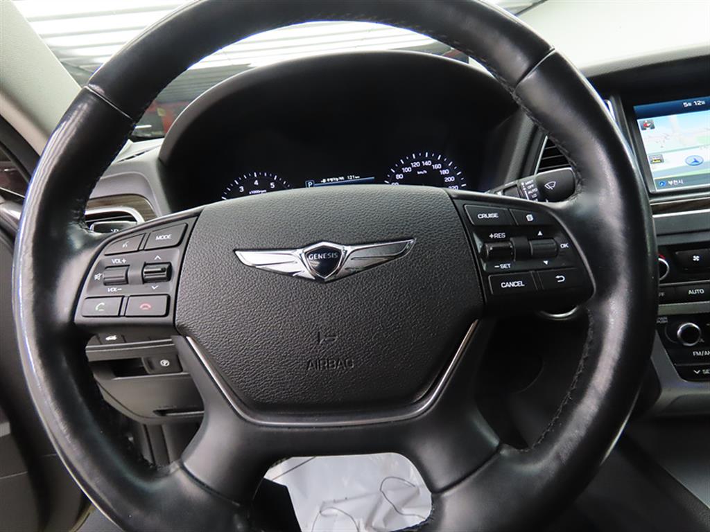 Genesis G80 - Vista 8