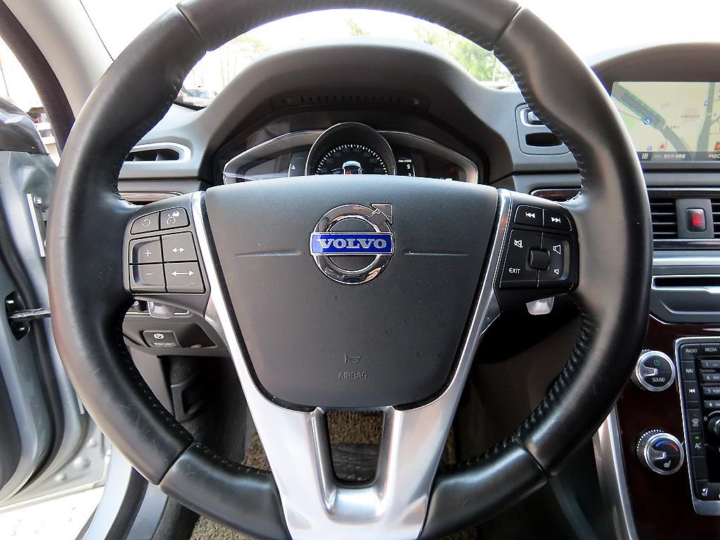 Volvo XC70 - Vista 8