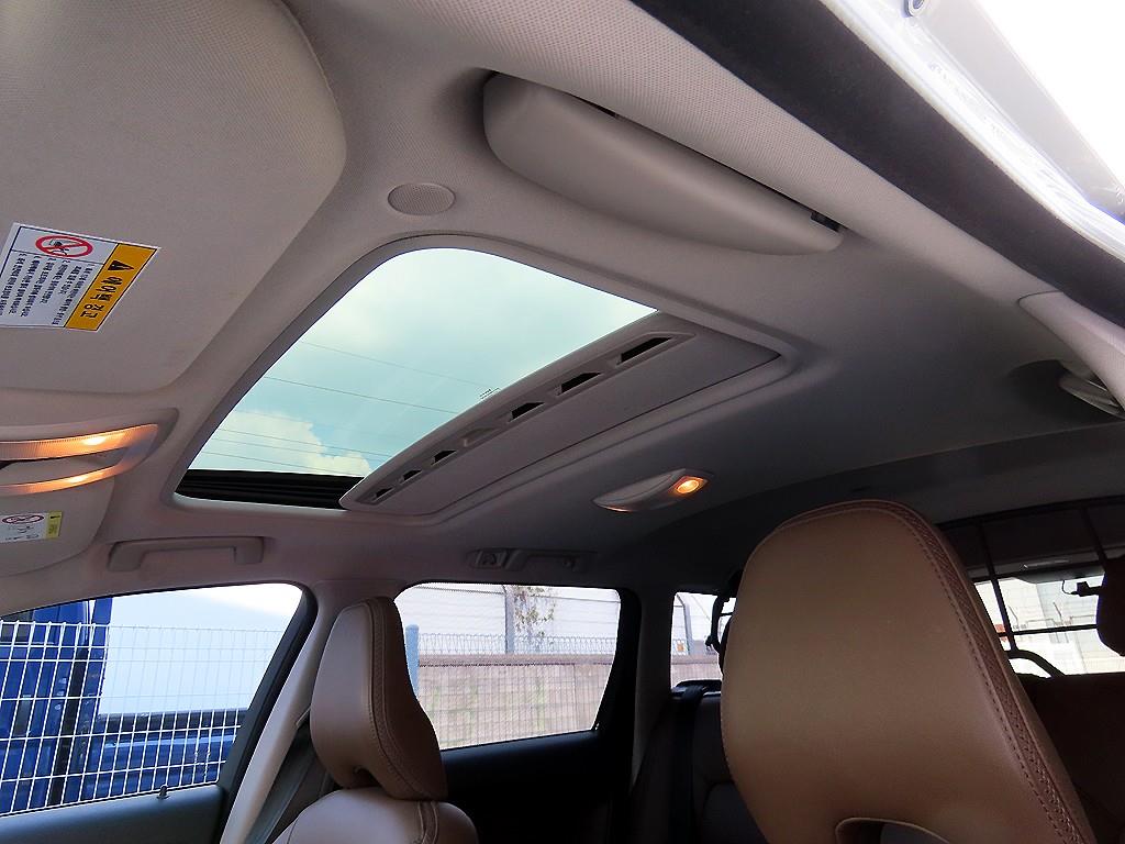 Volvo XC70 2015 Plateado - Importación desde Corea - HF Imports Iquique - Foto 17