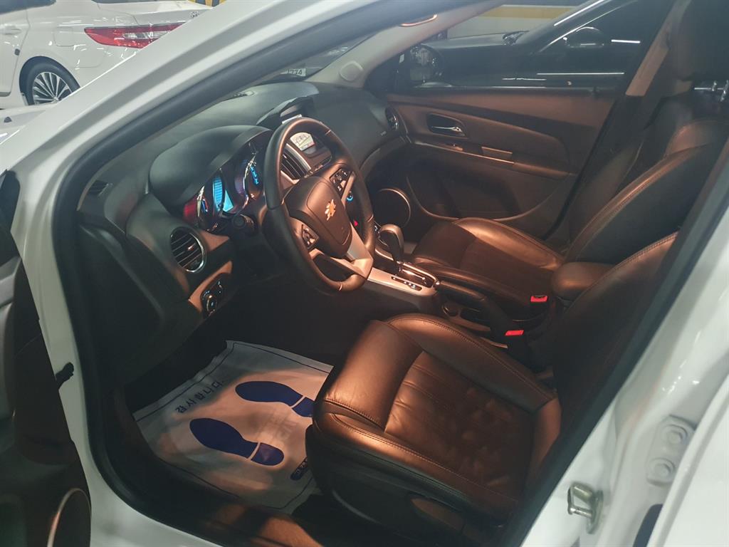 Chevrolet Cruise - Vista 12