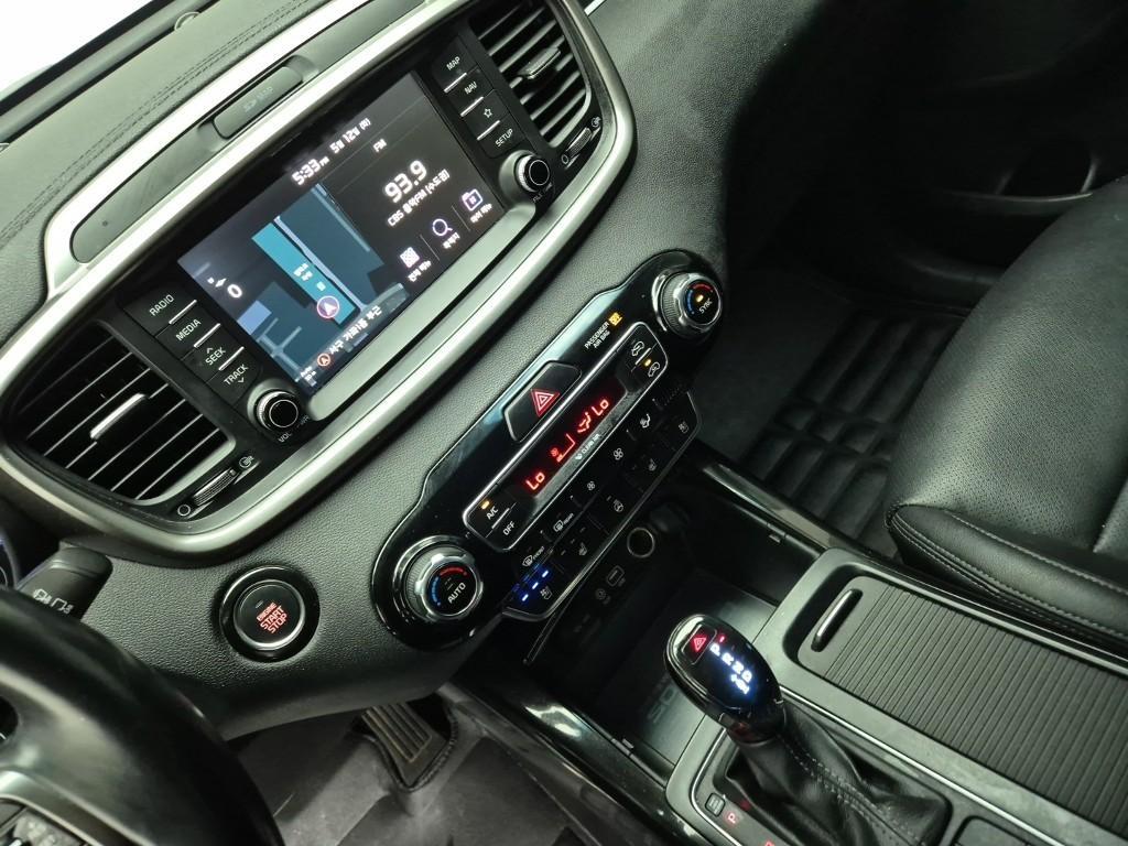 KIA Sorento - Vista 10