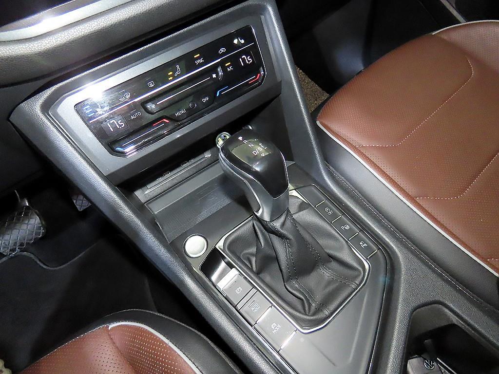 Volkswagen Tiguan - Vista 12