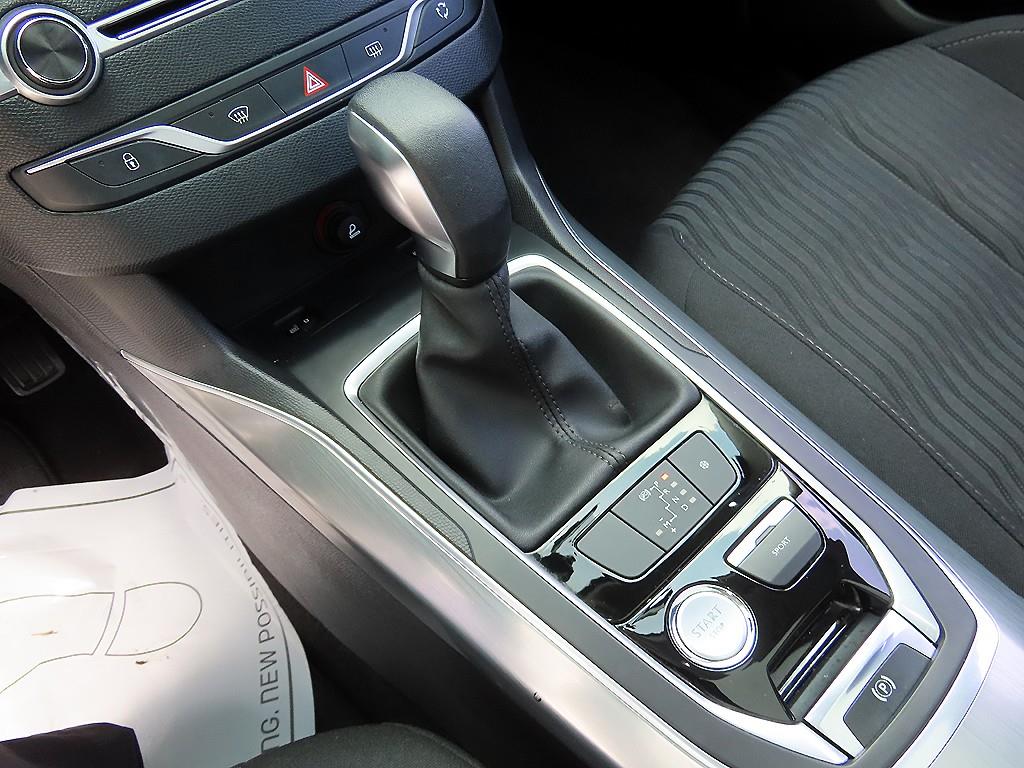 Peugeot 308 - Vista 10