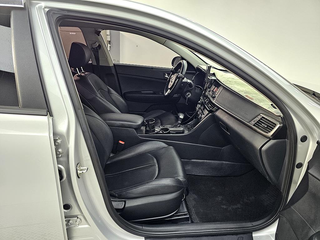 KIA K5 - Vista 11