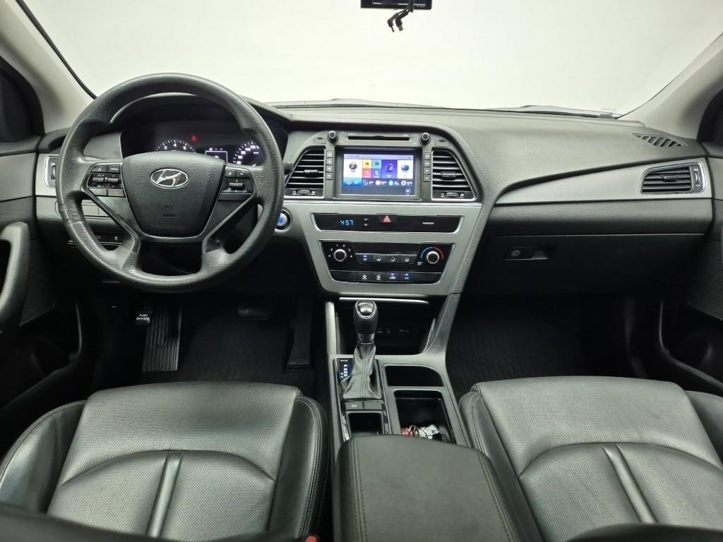 HYUNDAI Sonata - Vista 8