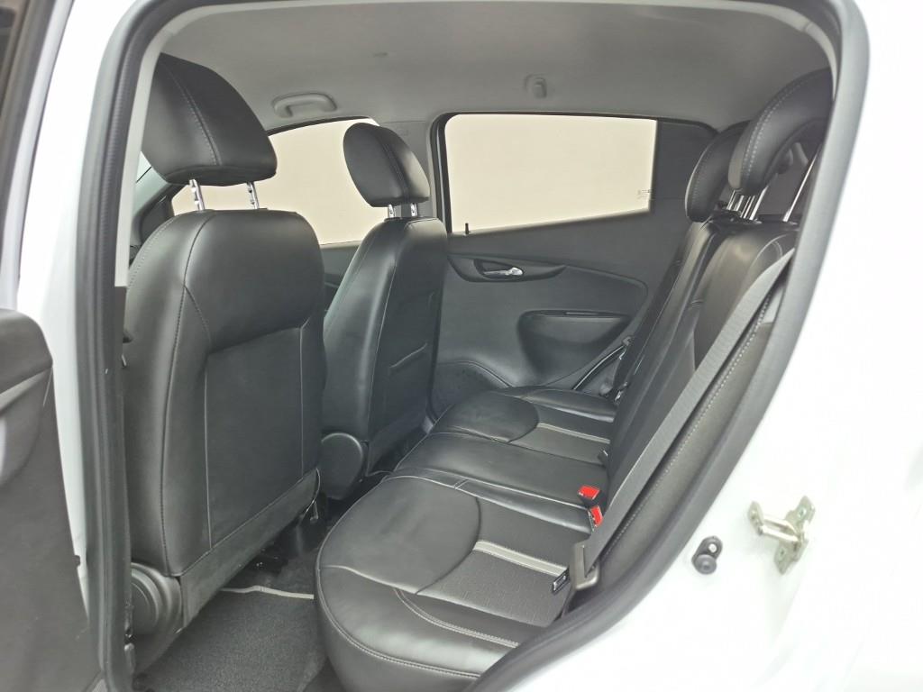 Chevrolet Spark - Vista 12