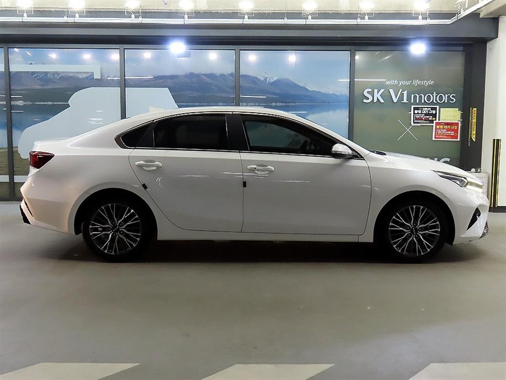 KIA K3 - Vista 3