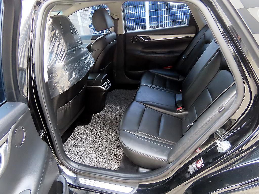 HYUNDAI Grandeur - Vista 6