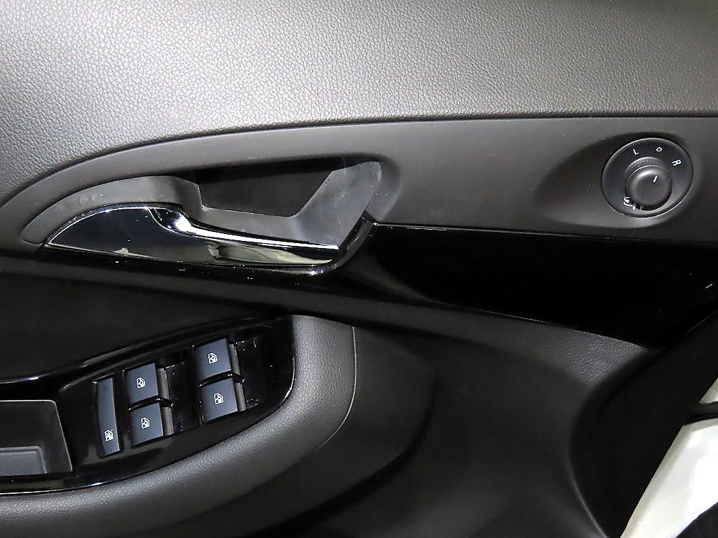 Chevrolet Orlando 2014 Blanco - Importación desde Corea - HF Imports Iquique - Foto 13
