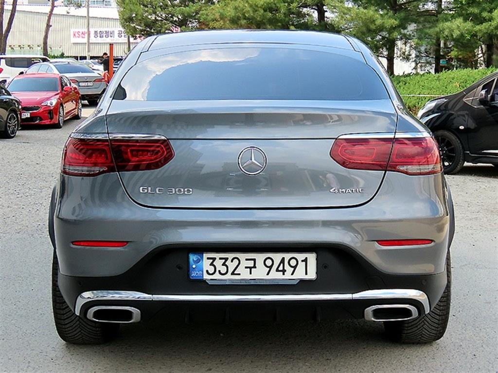 Mercedes Benz GLC Class - Vista 4