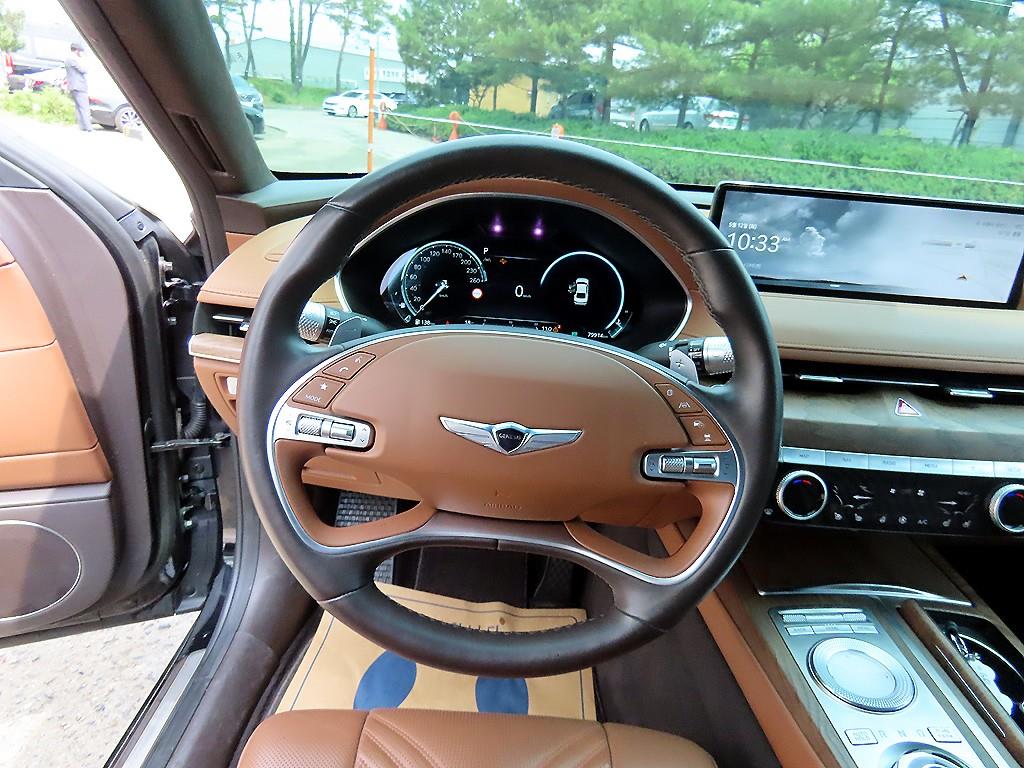 Genesis G80 - Vista 8