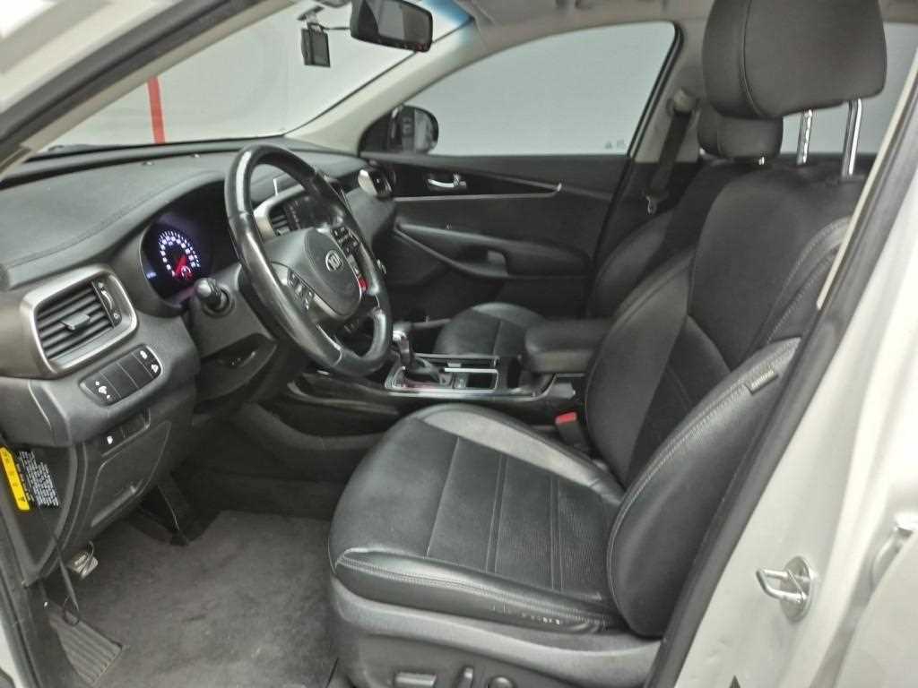 KIA Sorento - Vista 11
