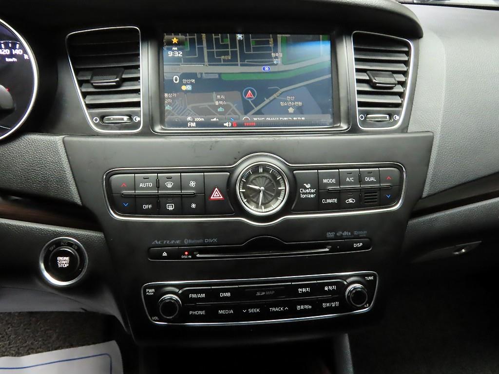 KIA K7 - Vista 9
