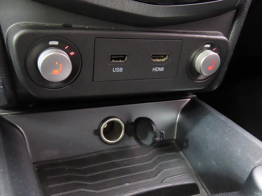 Ssangyong Tivoli - Vista 12