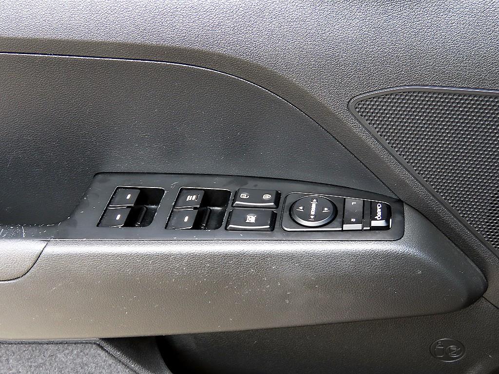 HYUNDAI Avante - Vista 11