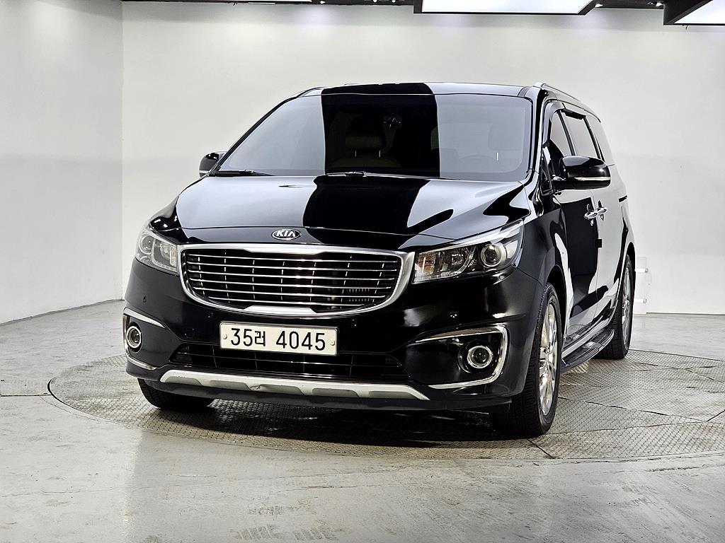 KIA Carnival - Vista 2